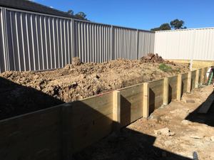 Timber sleeper retaining wall installation