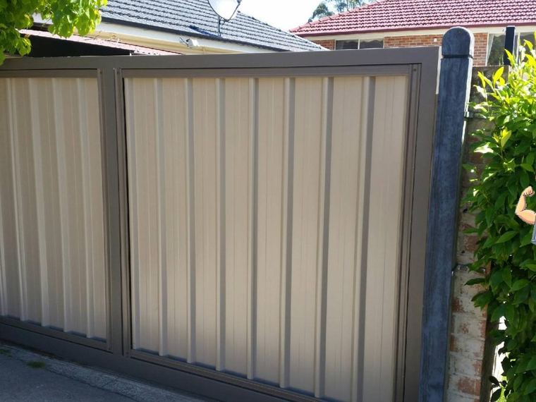 Colorbond Sliding Gate