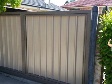 Colorbond Sliding Gate
