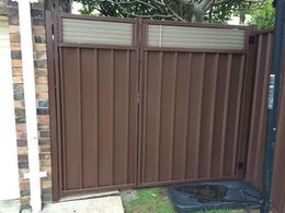 Colorbond Louvre Double Gate Supplier