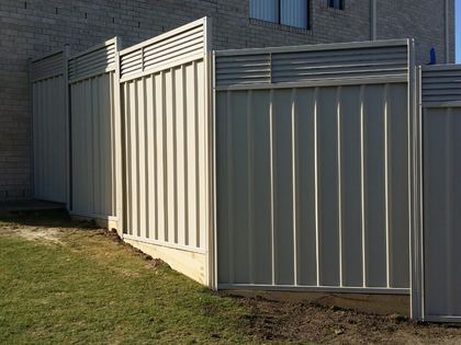 Colorbond fence built by Fencing Sydney