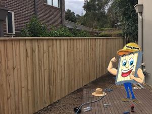 Lap and Cap Timber Fence