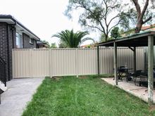Colorbond Single Gate built along side a new Colorbond Fence
