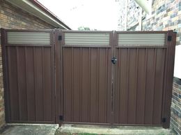 Double Gate with Colorbond Louvre Toppers